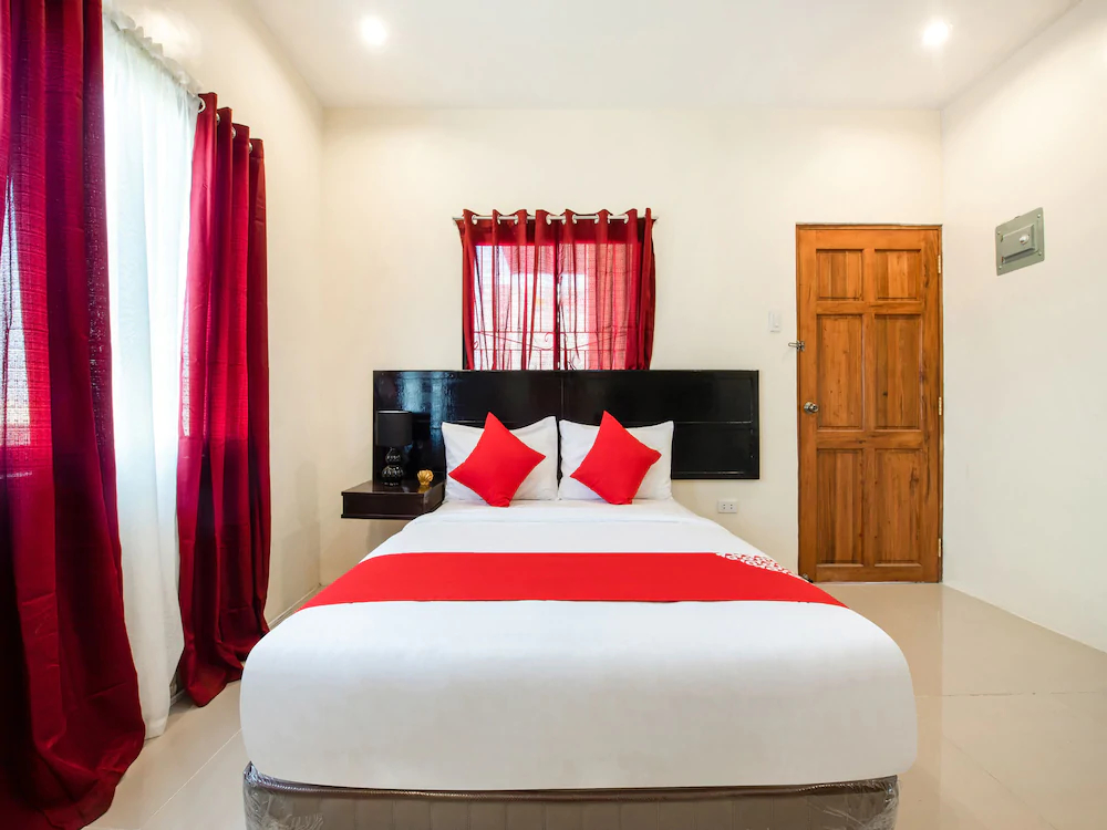 V-Cat Apartelle by OYO Rooms