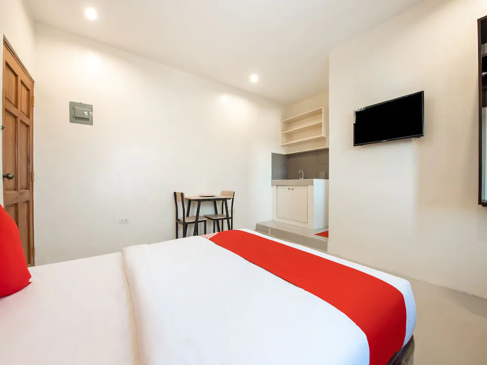 V-Cat Apartelle by OYO Rooms