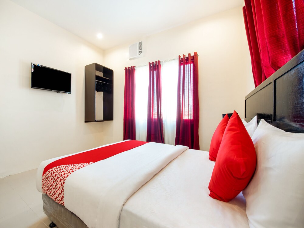 V-Cat Apartelle by OYO Rooms