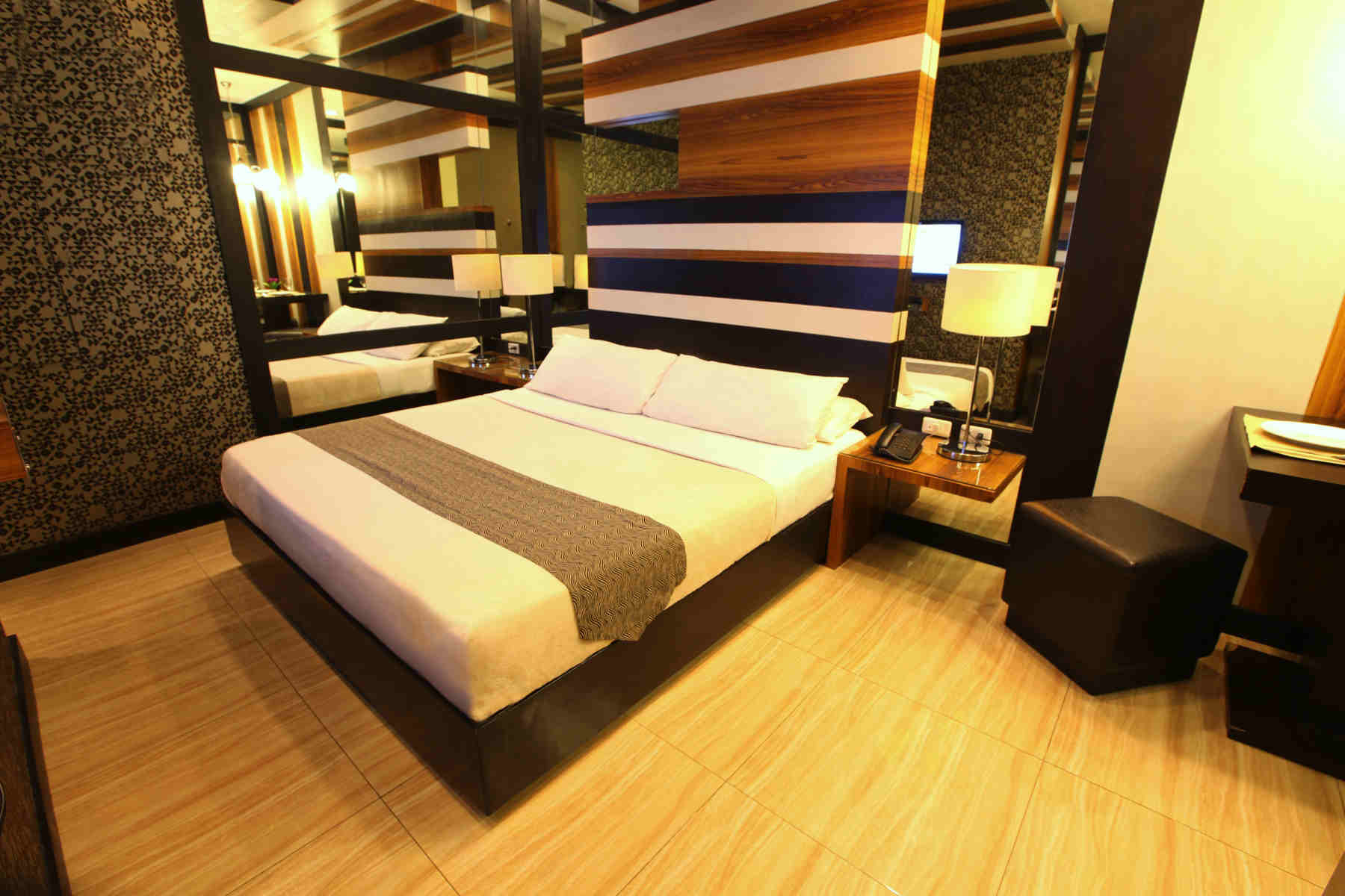Victoria Court North Edsa