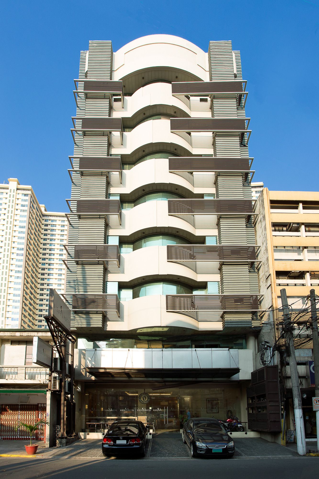 Vieve Hotel