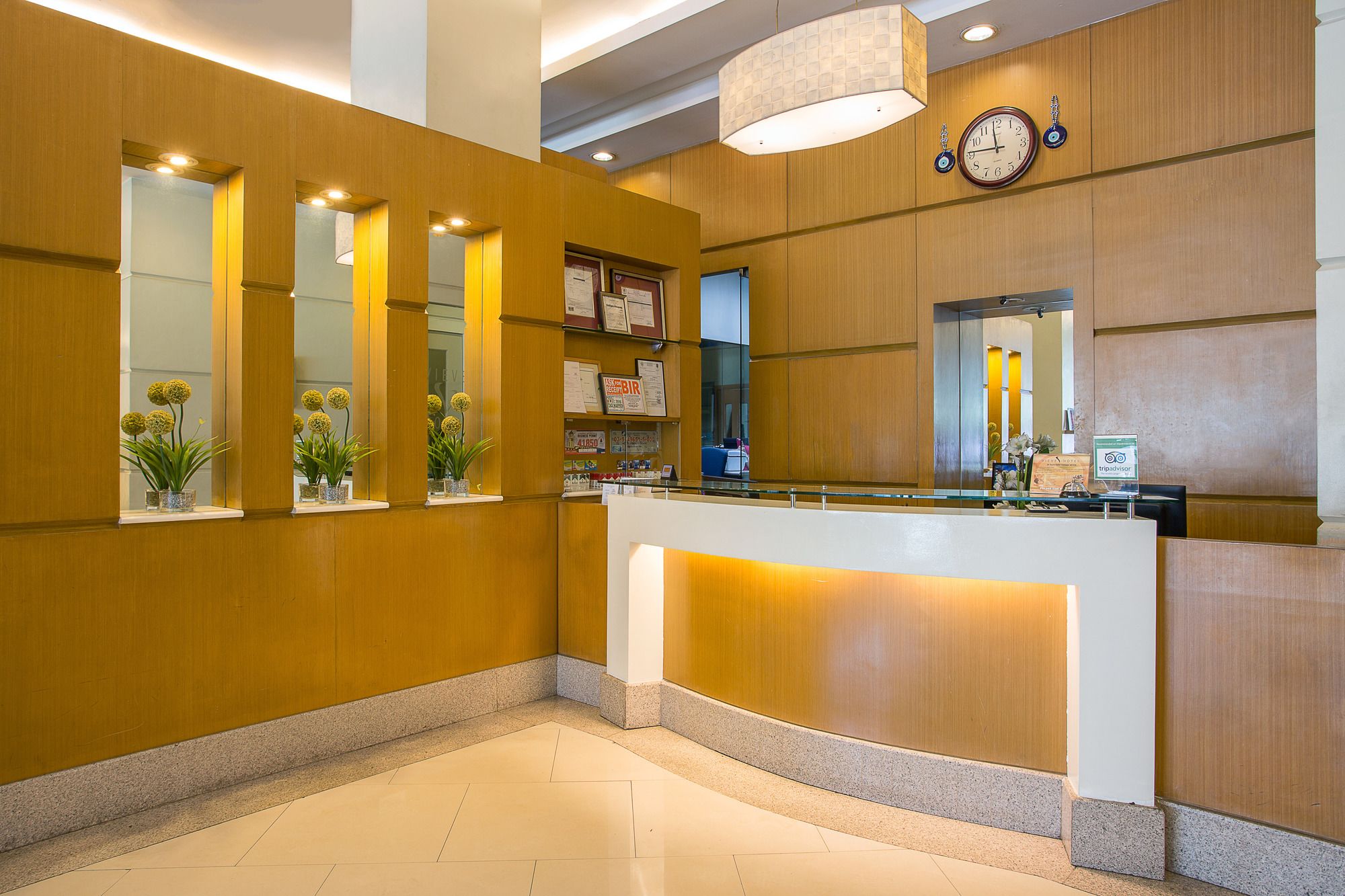 Vieve Hotel