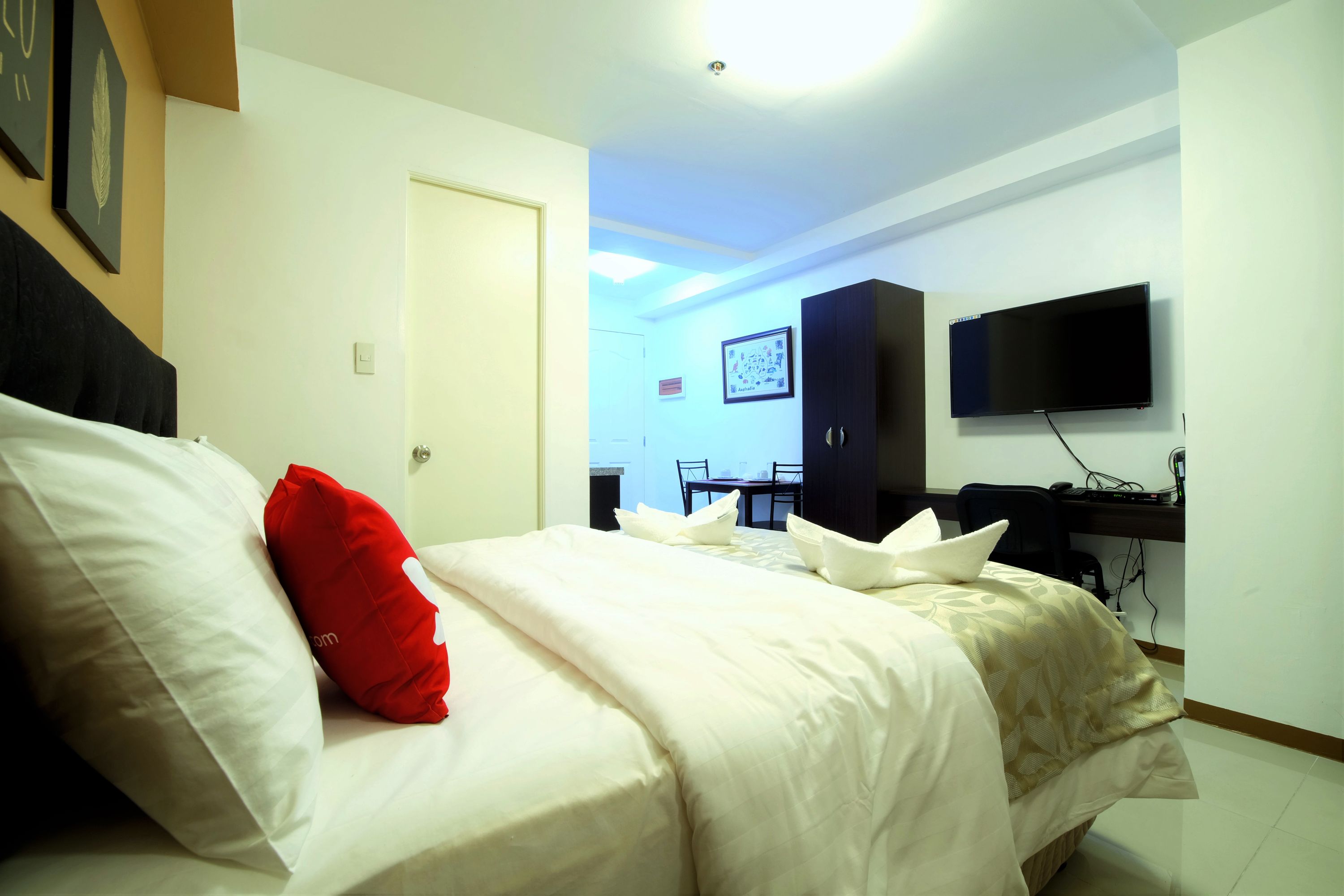 ZEN Rooms Melbourne Makati