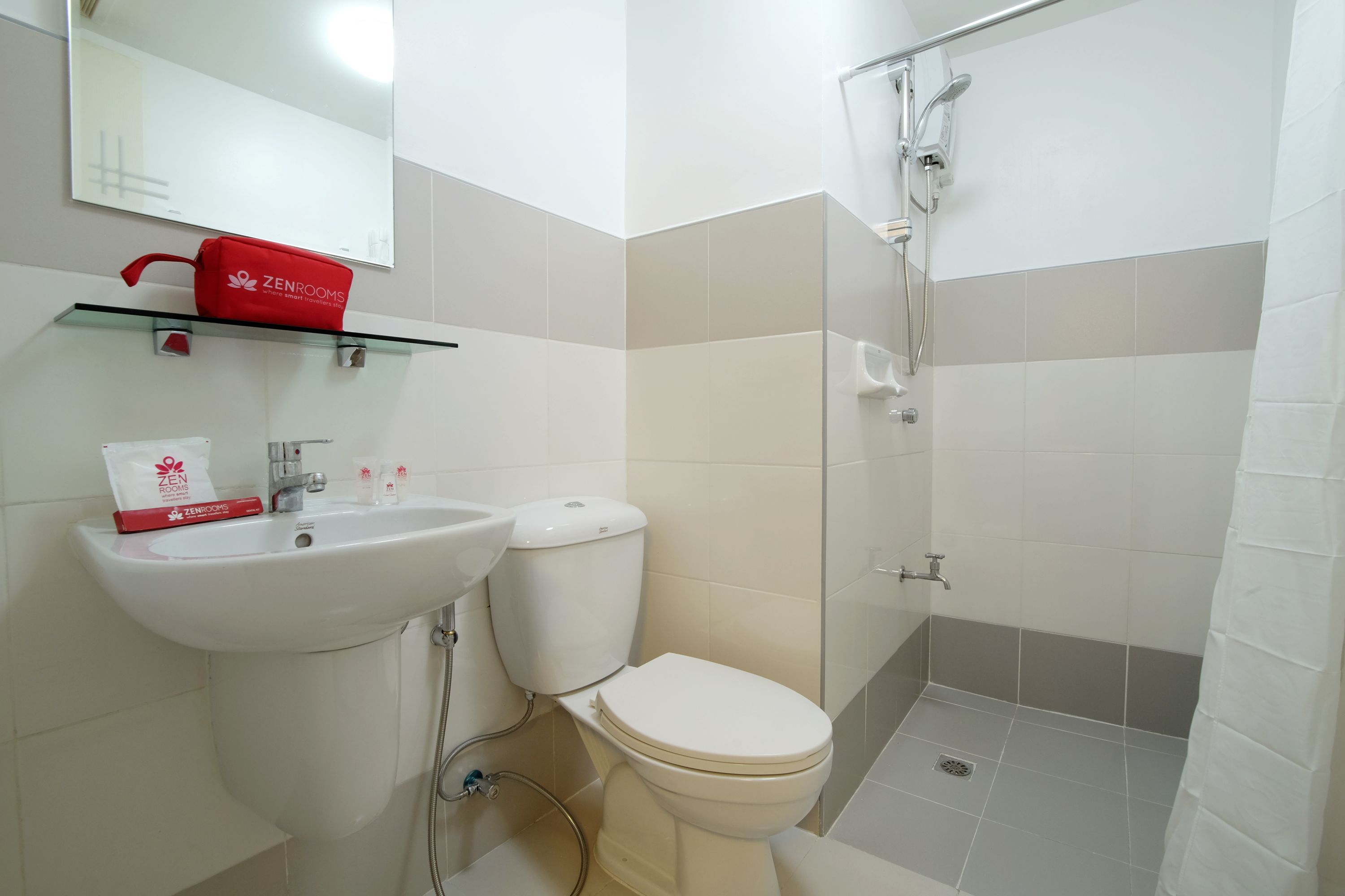 ZEN Rooms Melbourne Makati