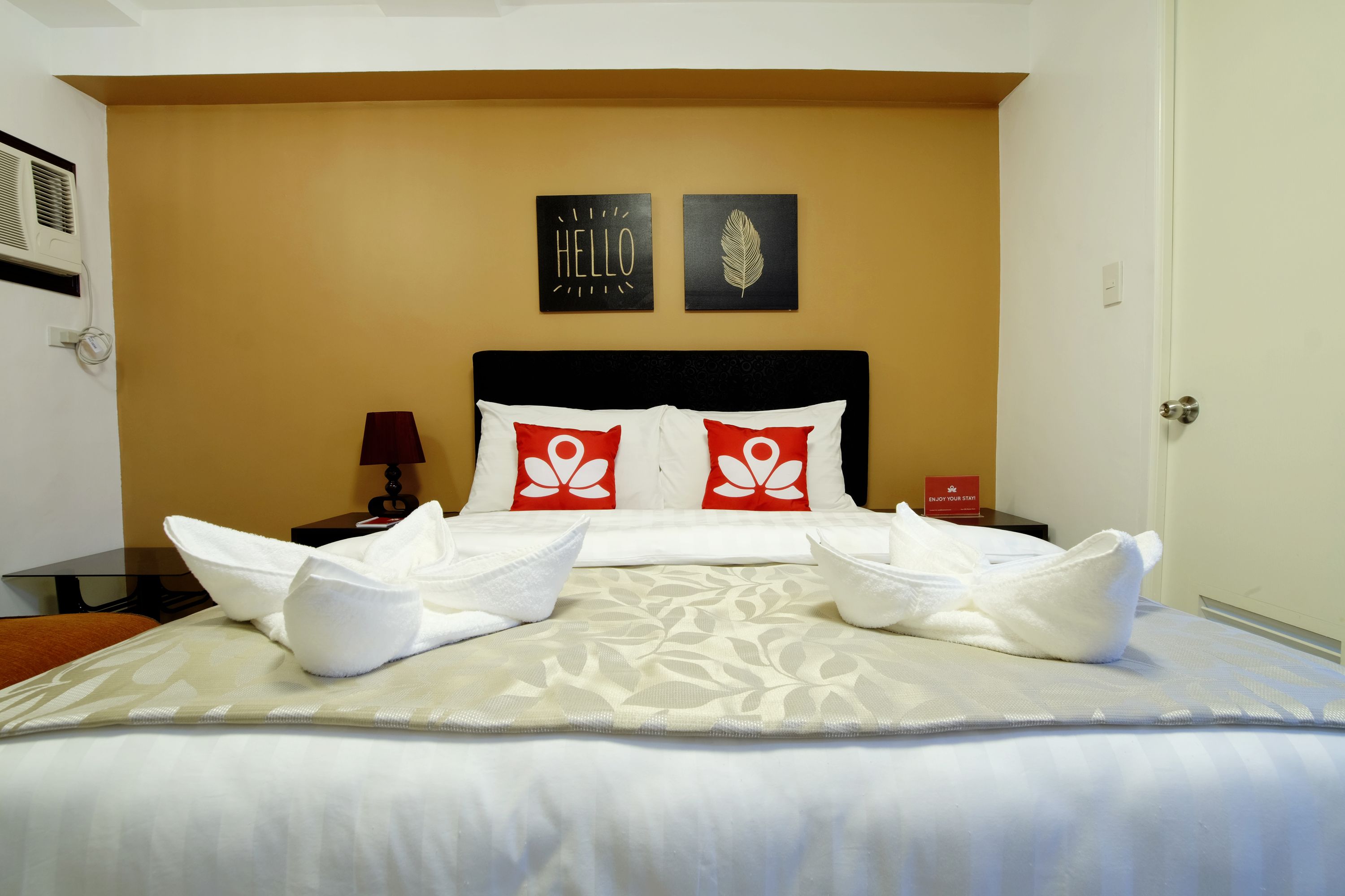 ZEN Rooms Melbourne Makati