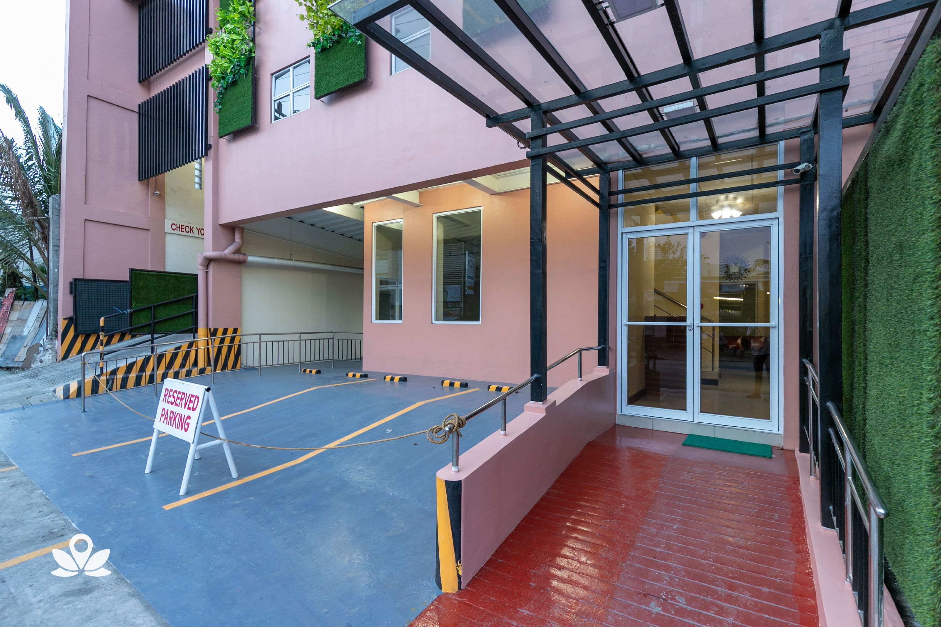 ZEN Rooms RSG ResiDens Manila
