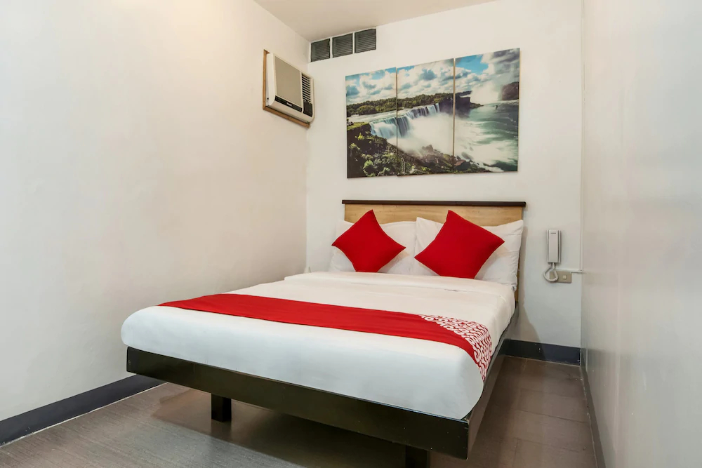 Crave Park by OYO Rooms