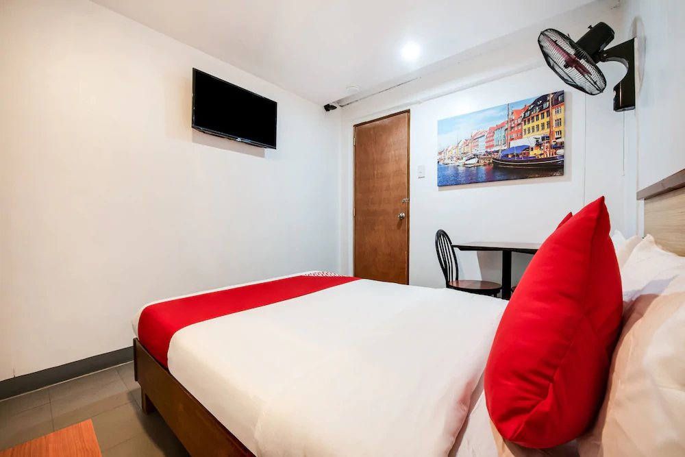 Crave Park by OYO Rooms