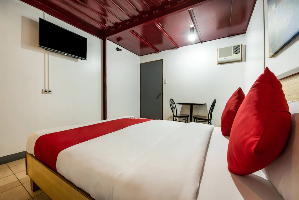 Crave Park by OYO Rooms