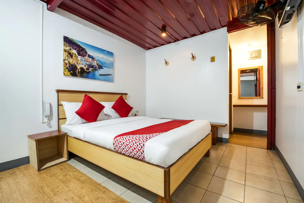 Crave Park by OYO Rooms