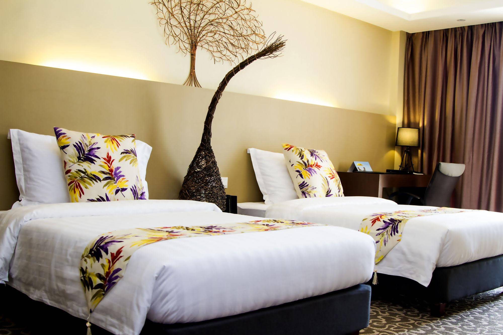 The Oriental Bataan
