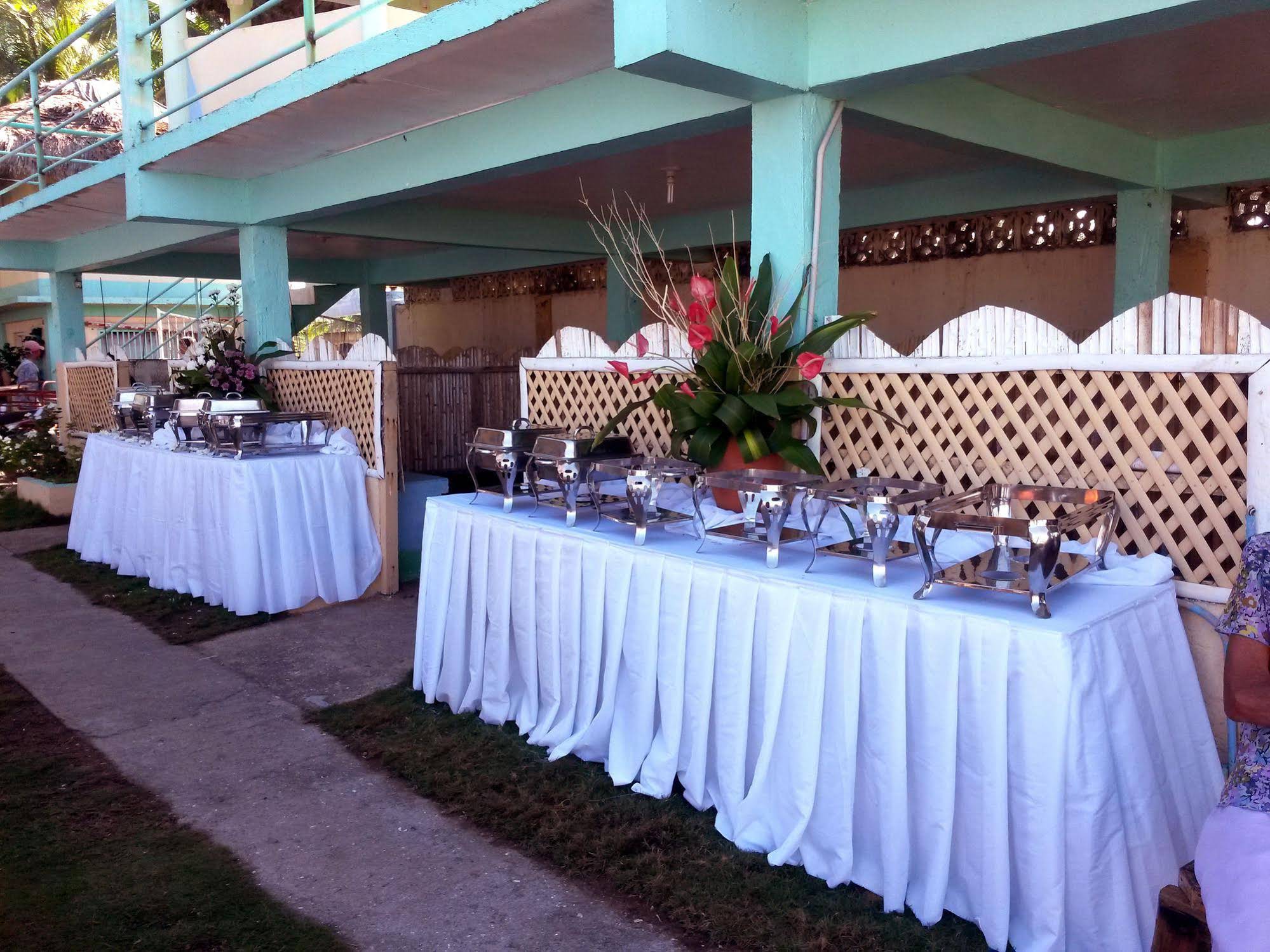 Francjoreen Beach Resort
