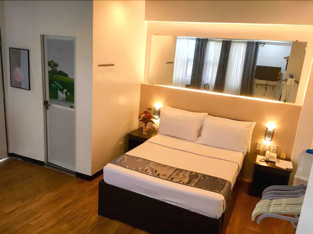 YKG Hotel