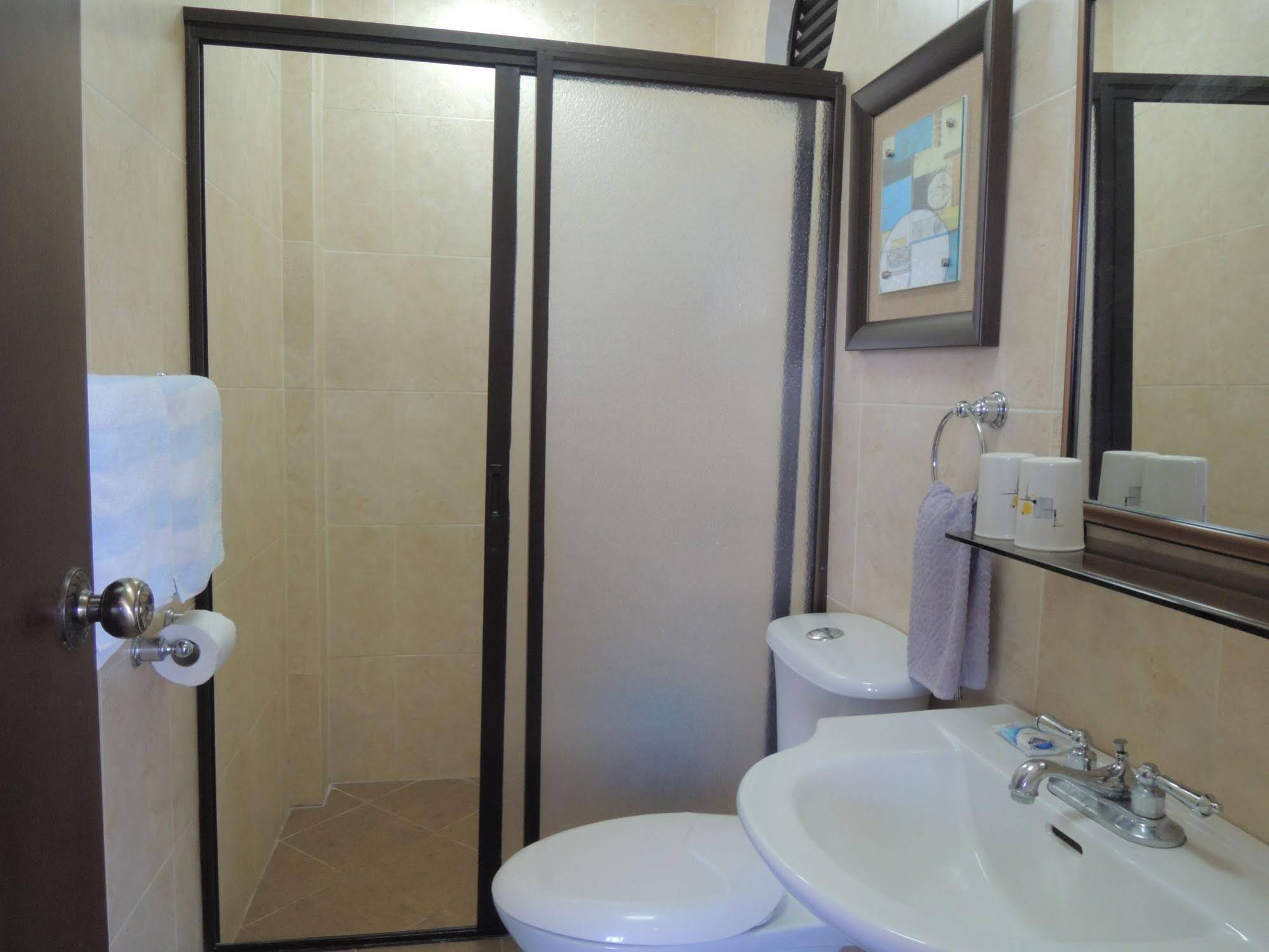 Palm Seaside Inn And Beach Resort
