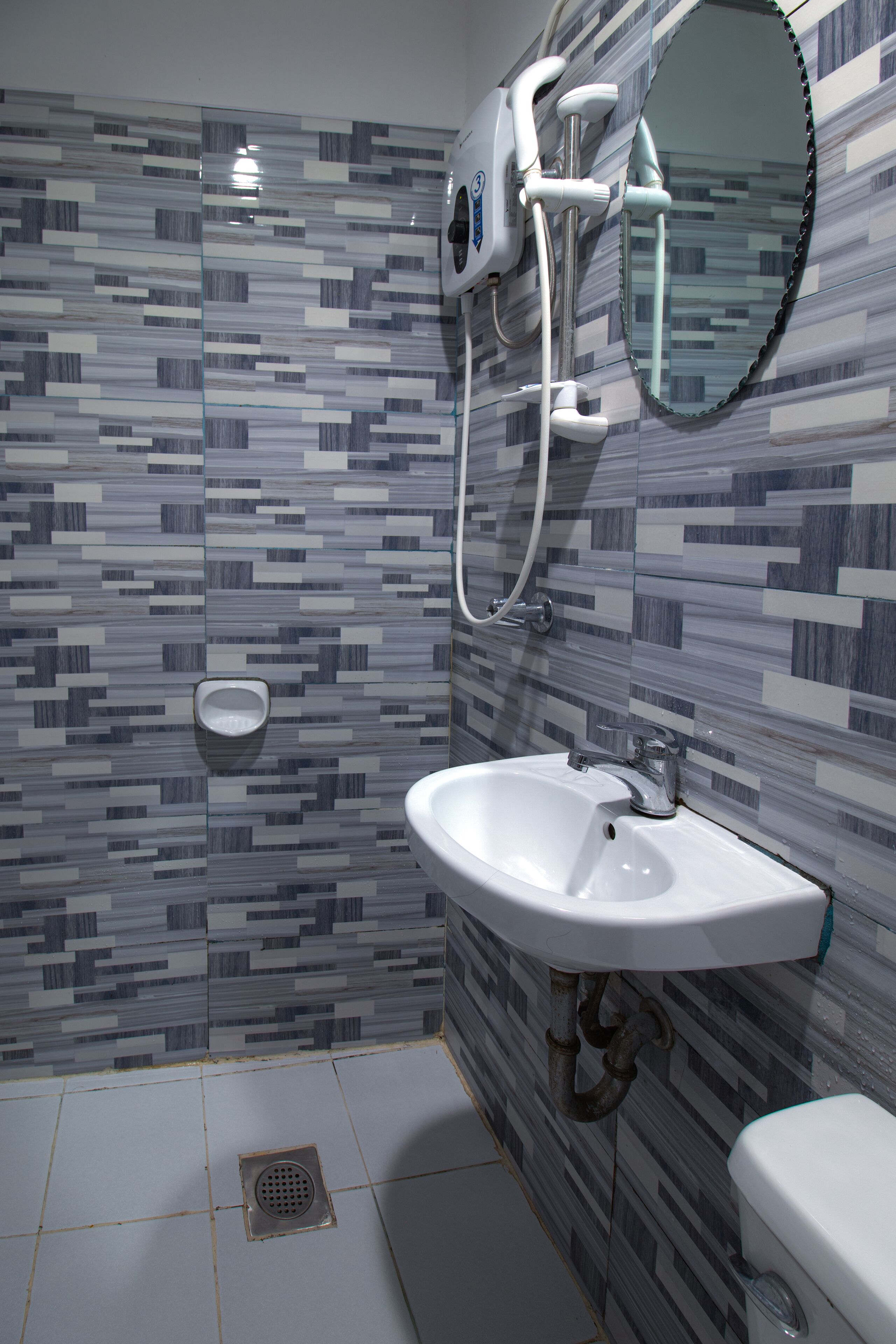 Darius' Residences by Oyo Rooms