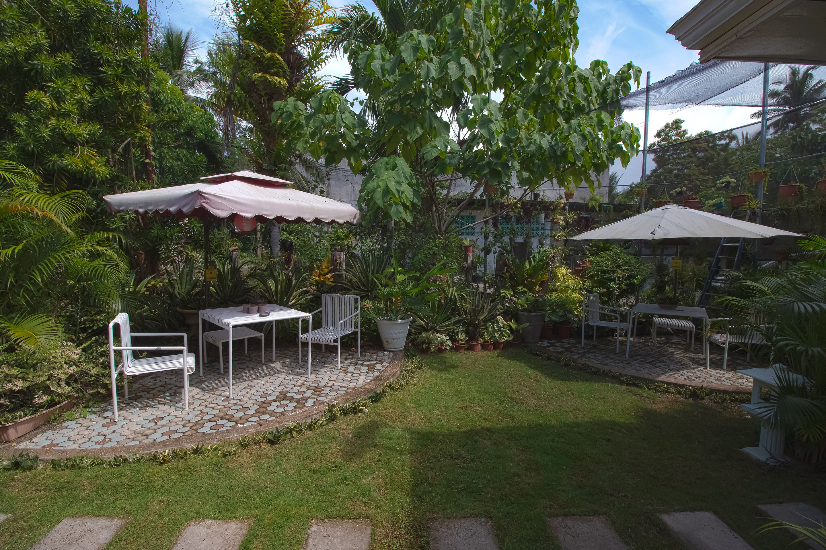 Darius' Residences by Oyo Rooms