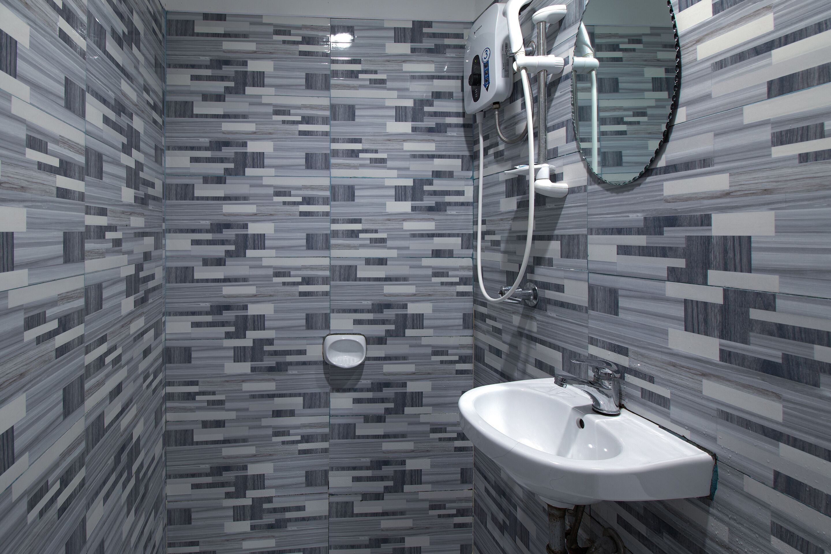 Darius' Residences by Oyo Rooms
