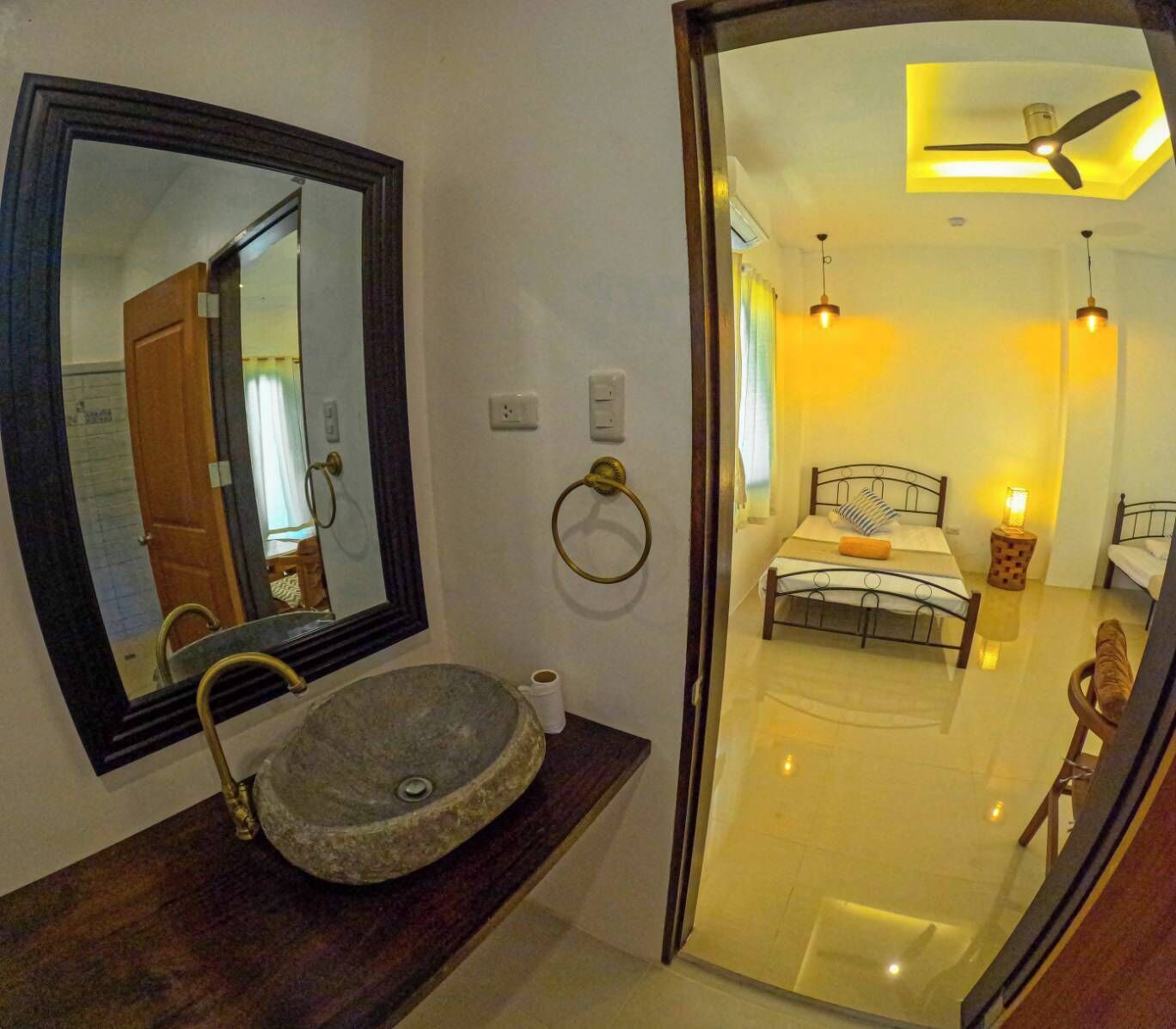 Divers Lodge Plumeria