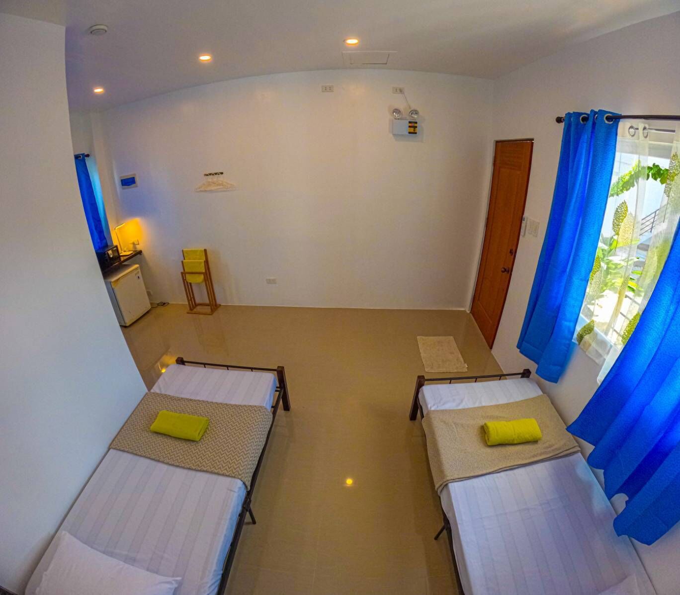 Divers Lodge Plumeria