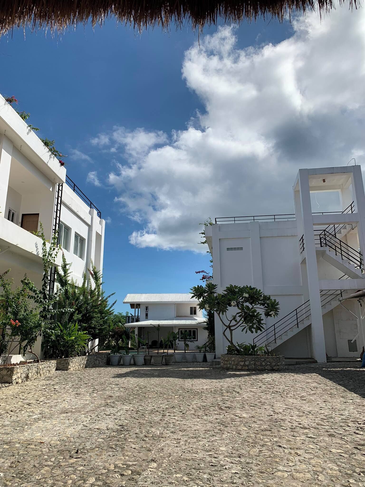 Divers Lodge Plumeria