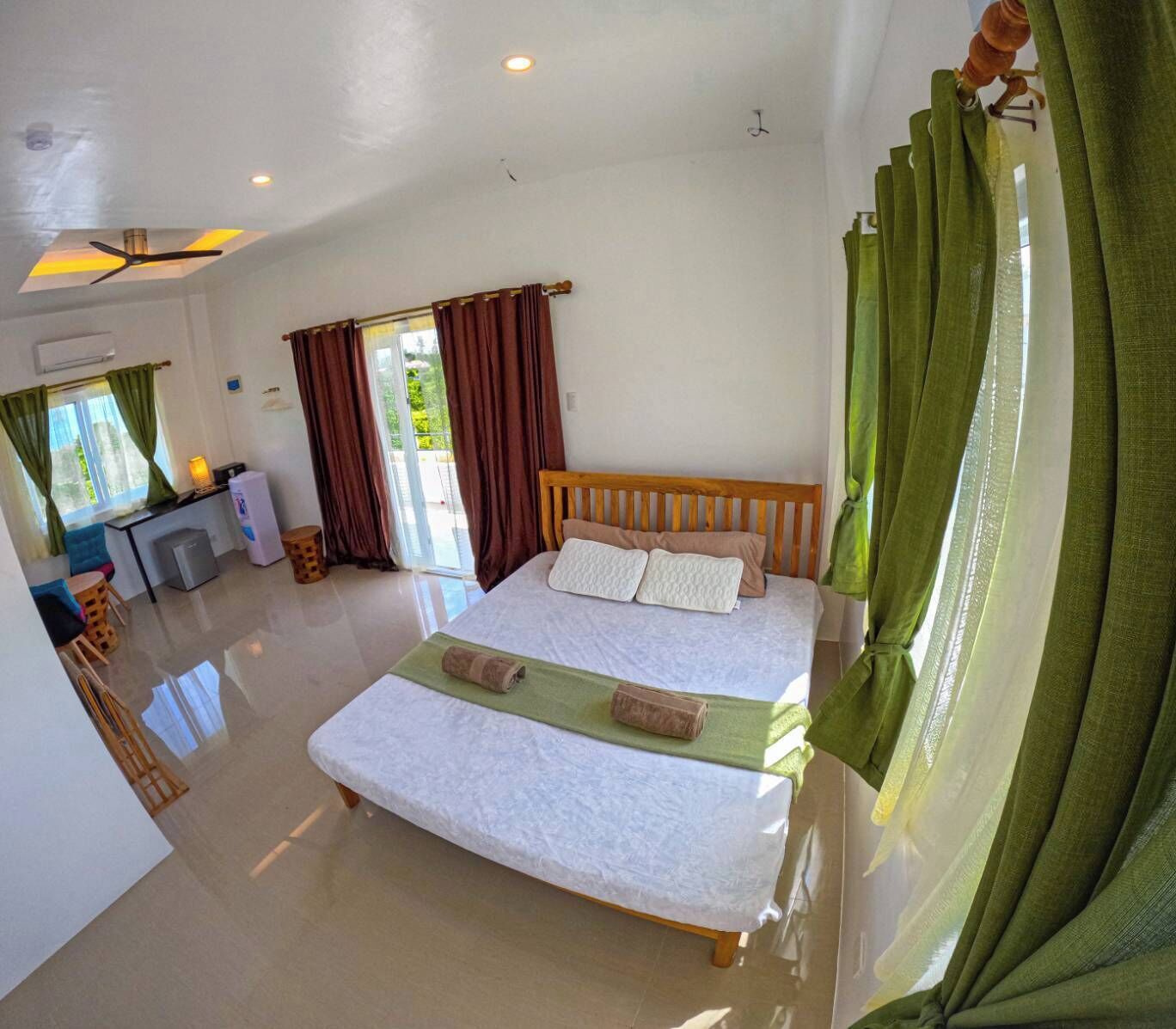 Divers Lodge Plumeria