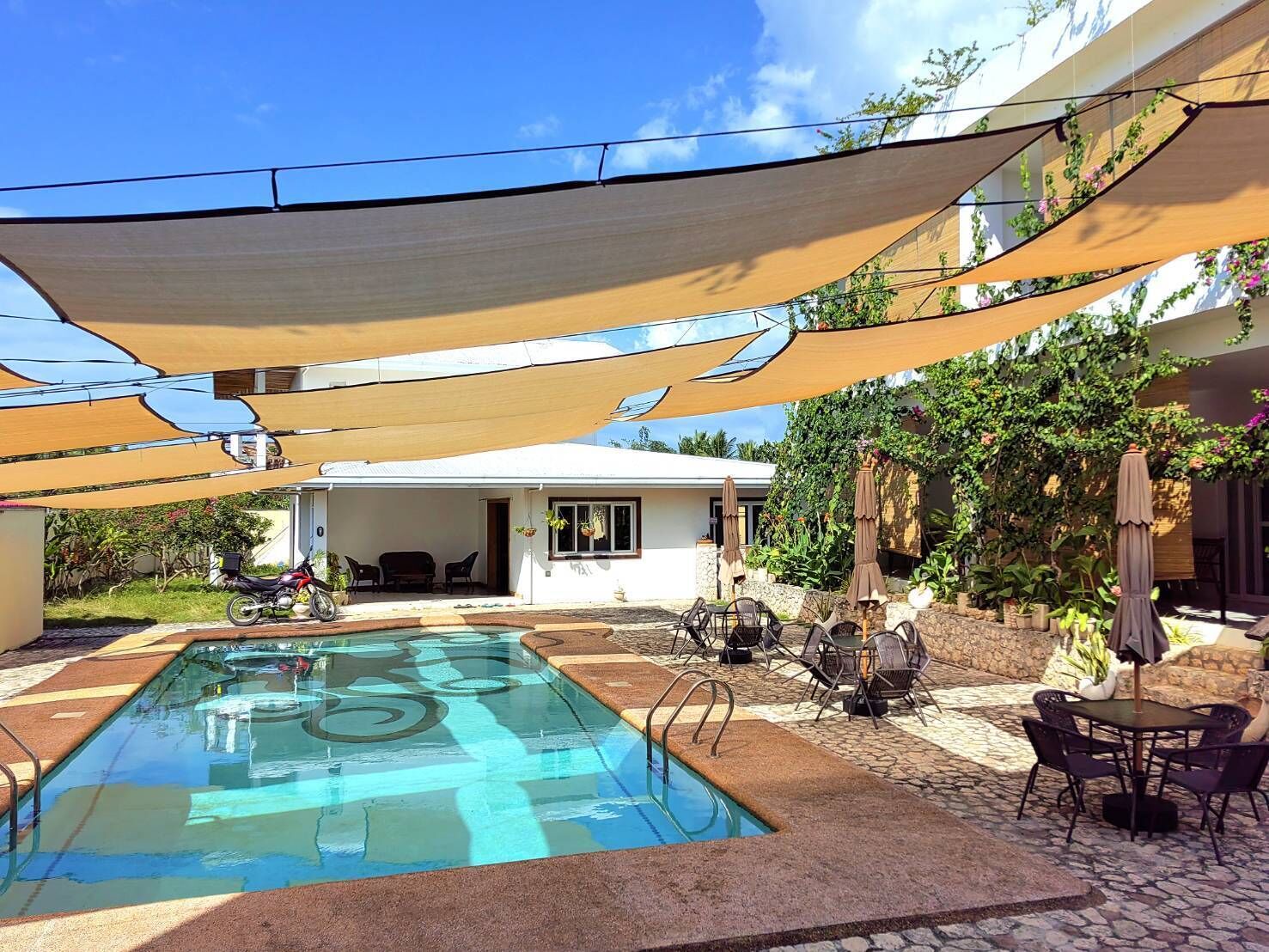 Divers Lodge Plumeria