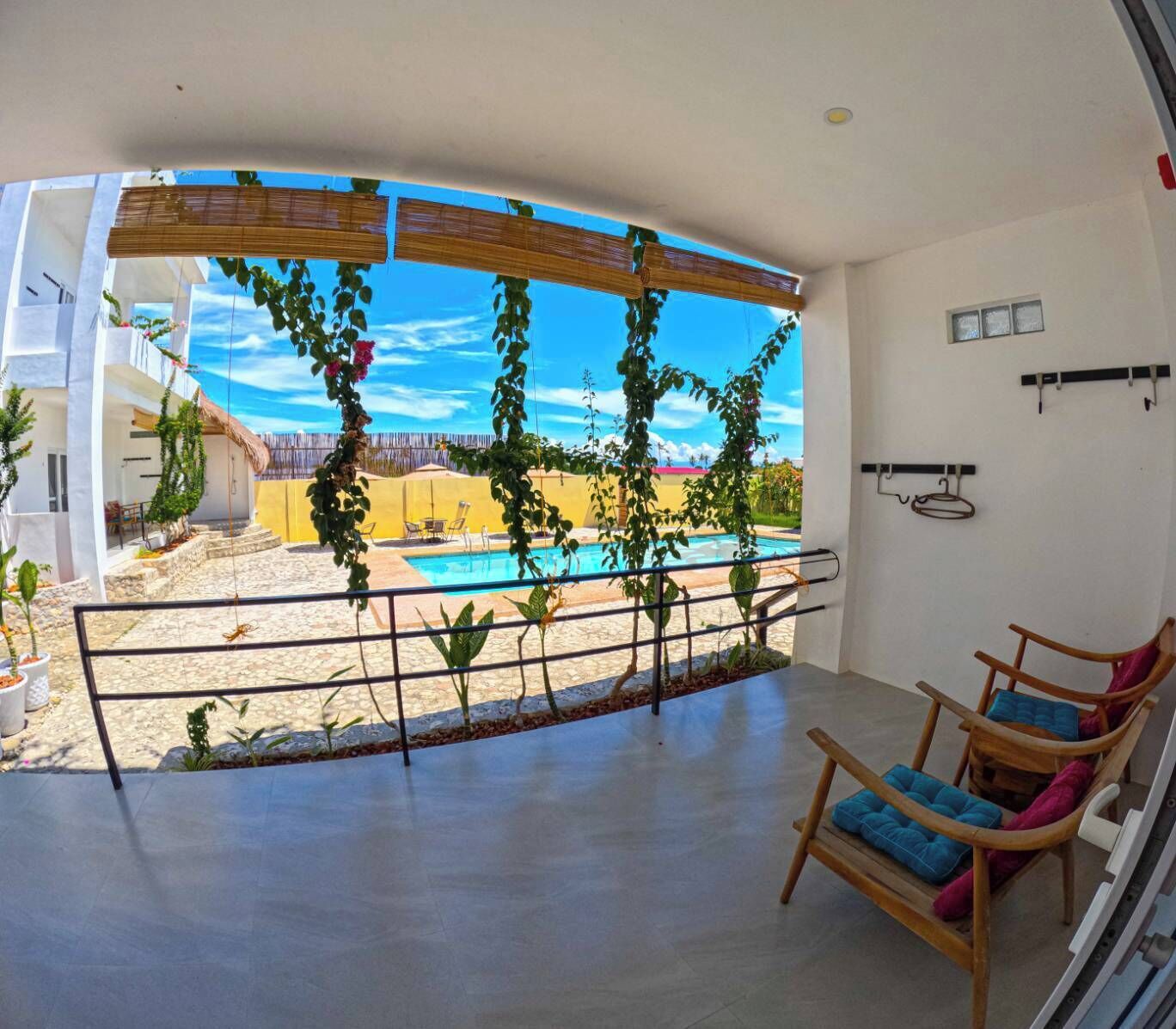 Divers Lodge Plumeria