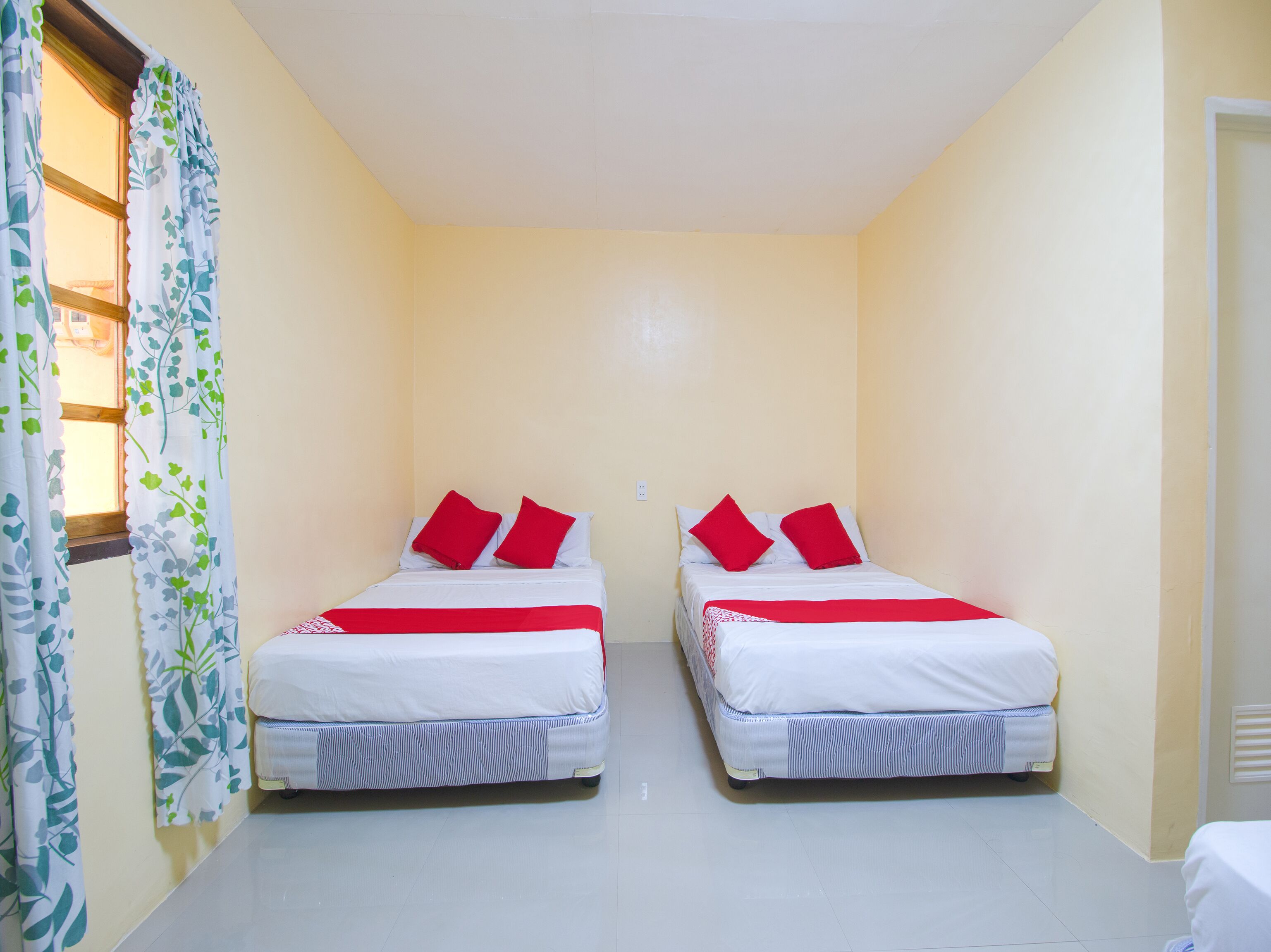 Indino Guest House 2&5 by Oyo Rooms