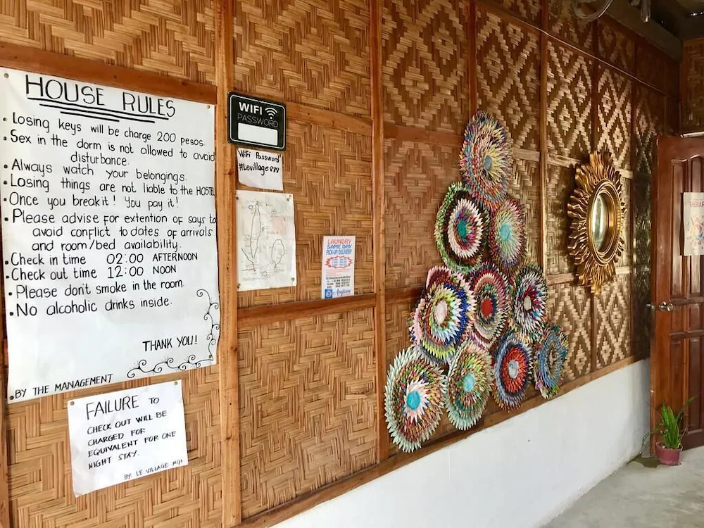 Le Village Hostel & Bar Moalboal