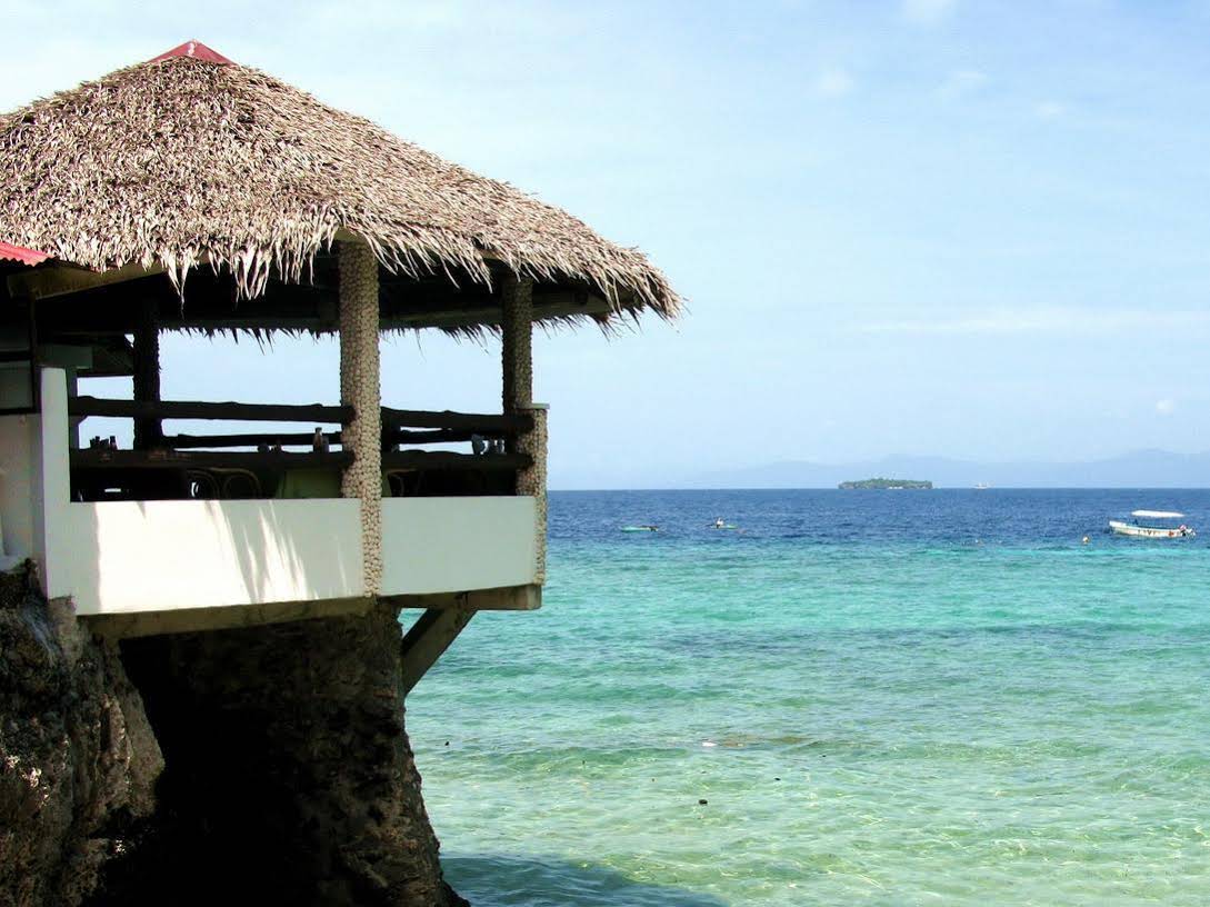 Loves Beach and Dive Resort