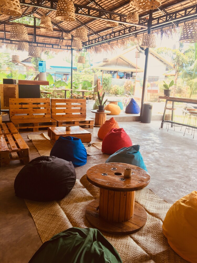Maayong Hostel