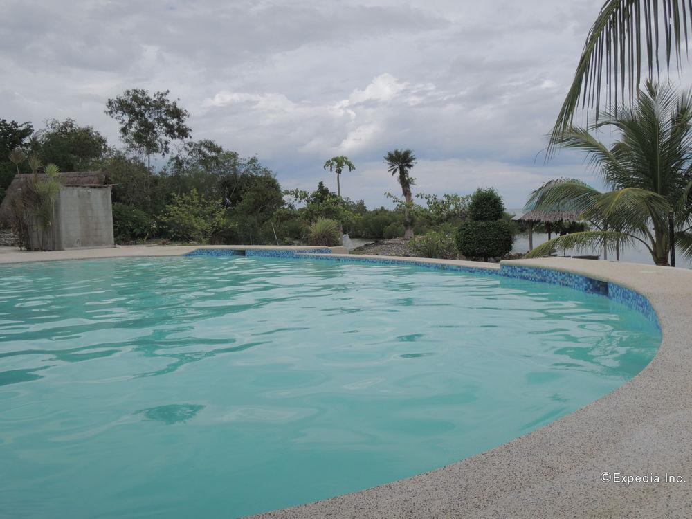 Moalboal Beach Resort