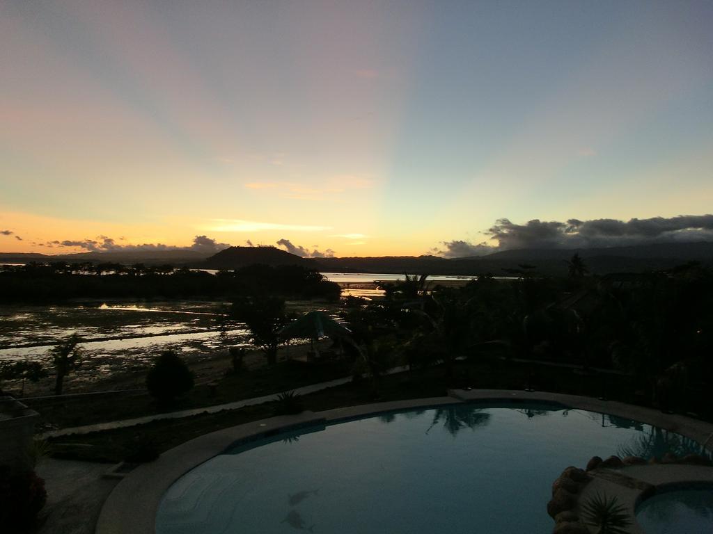 Moalboal Beach Resort
