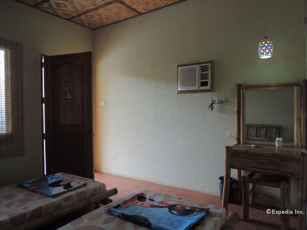 Moalboal Beach Resort