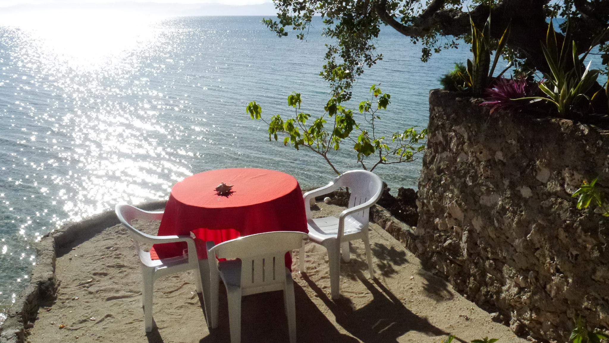 Moalboal T Breeze Coastal Resort