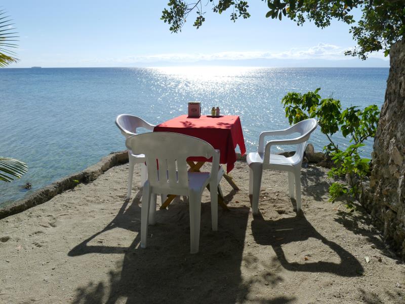 Moalboal T Breeze Coastal Resort