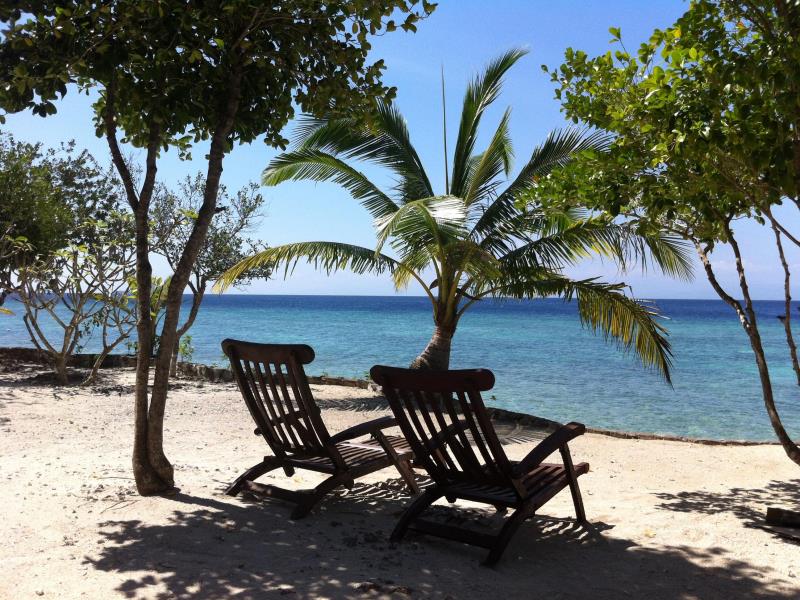 Moalboal T Breeze Coastal Resort