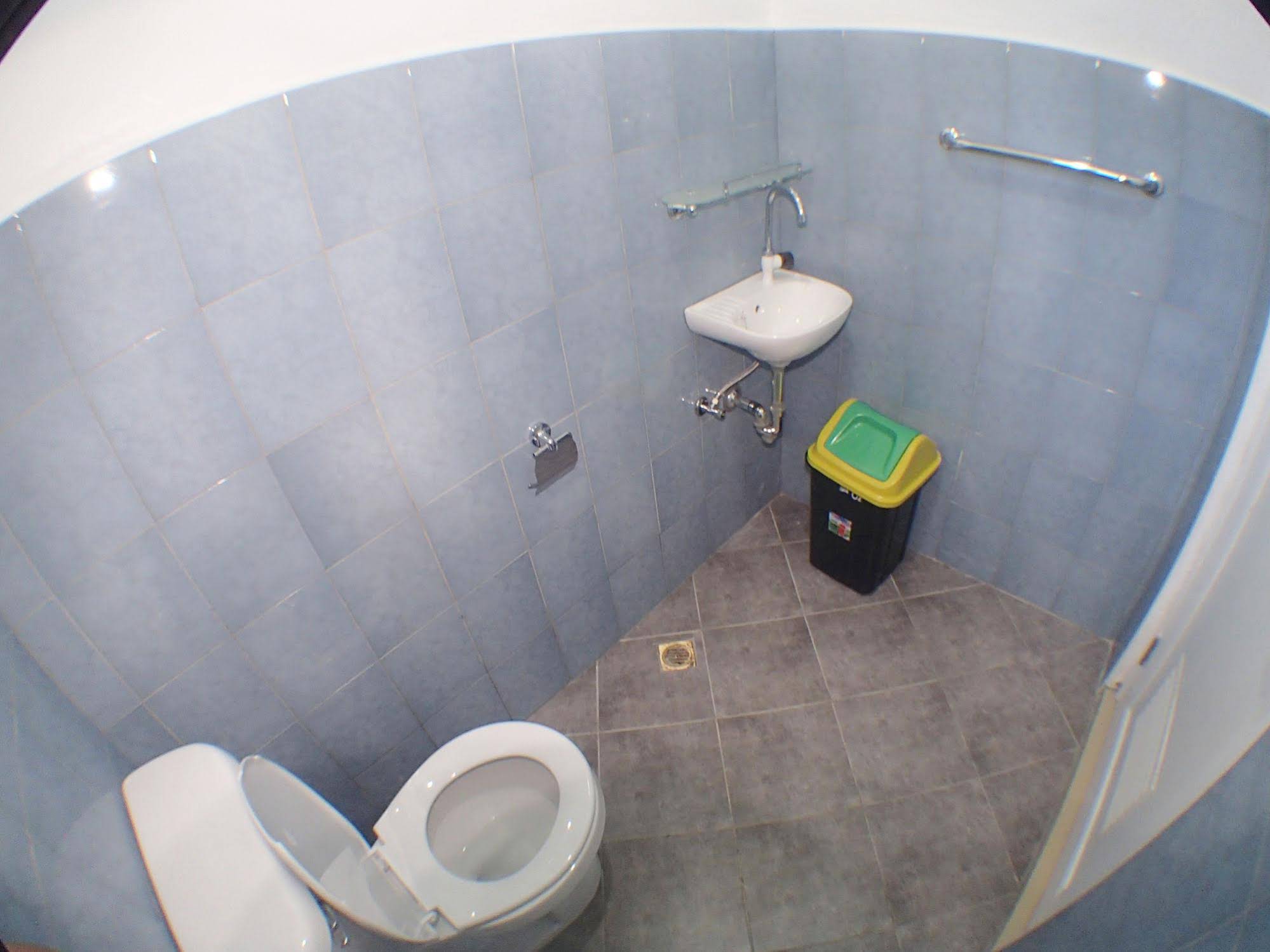 Pescadores Suites Moalboal