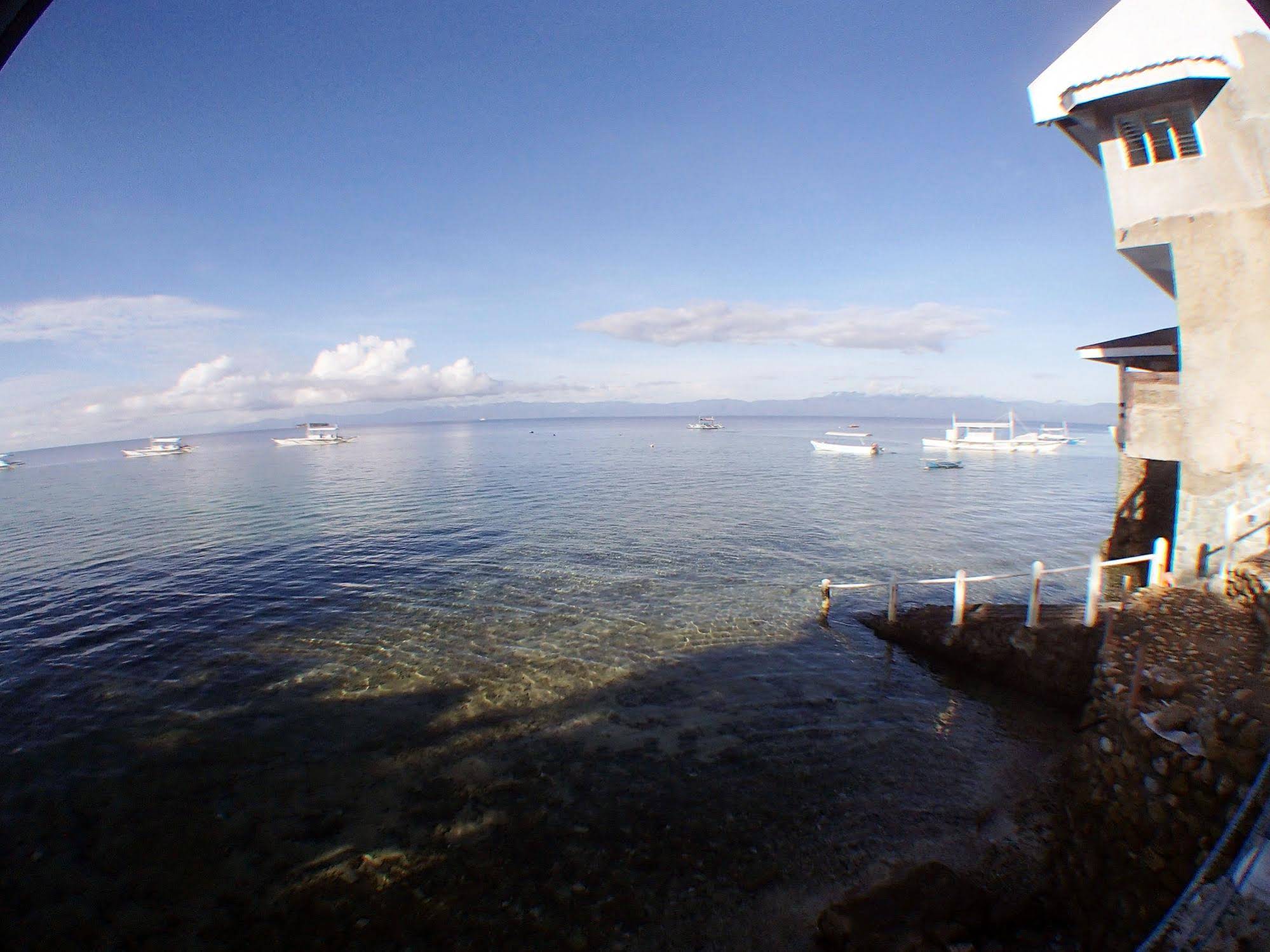 Pescadores Suites Moalboal