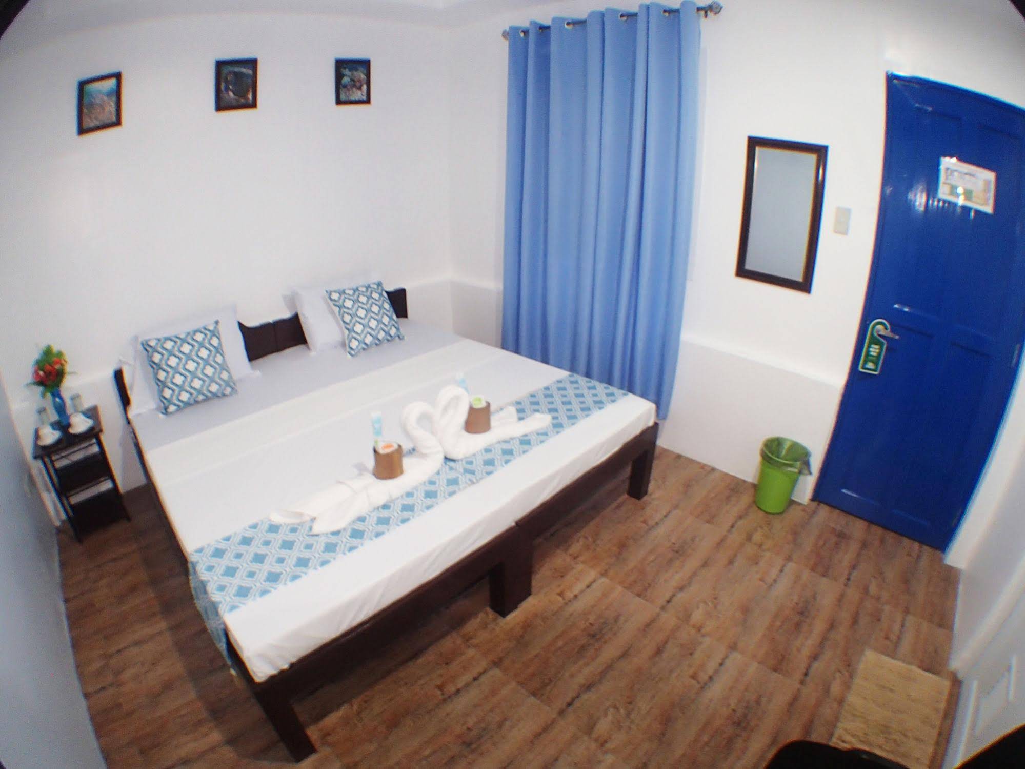 Pescadores Suites Moalboal