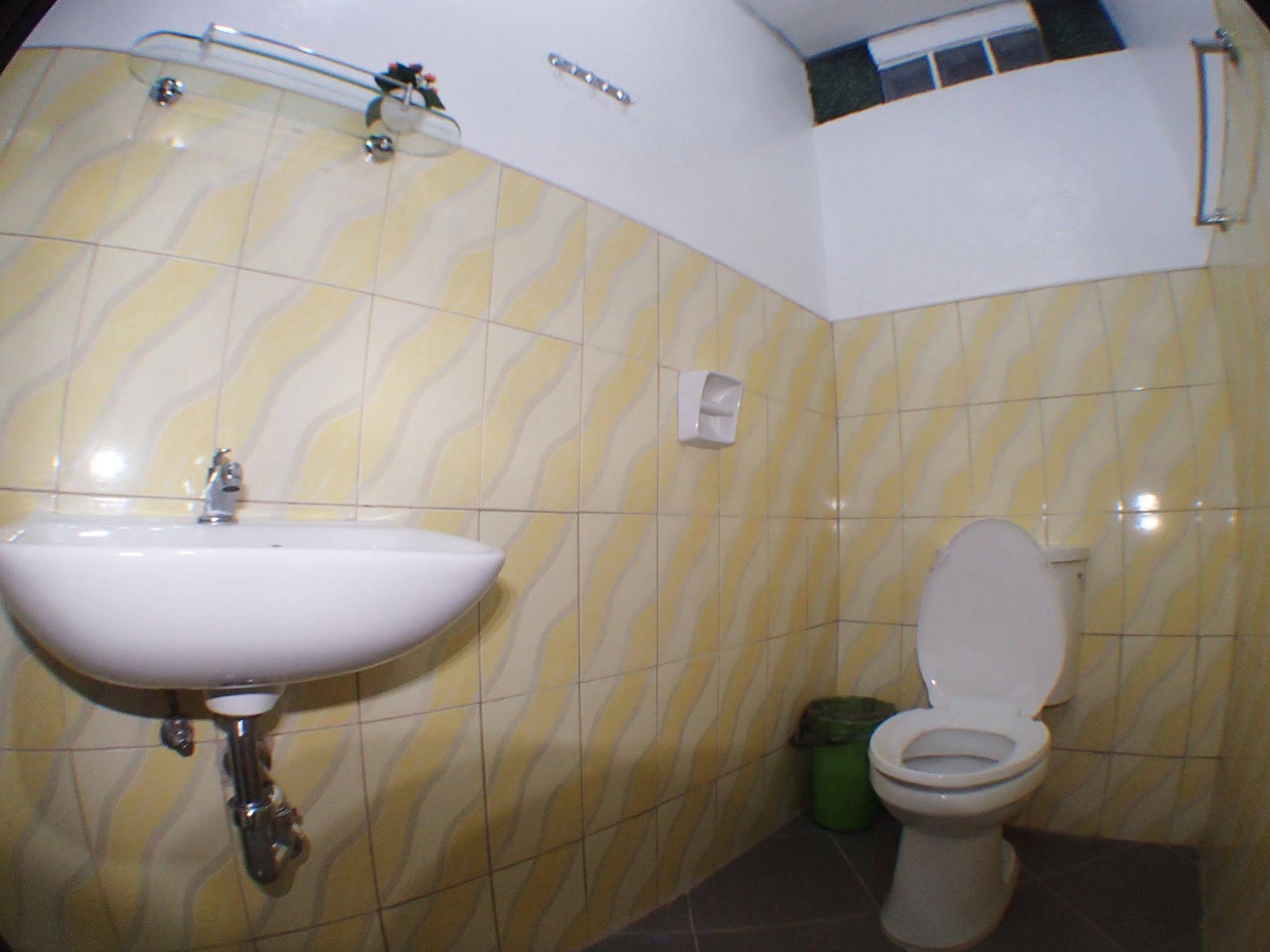 Pescadores Suites Moalboal