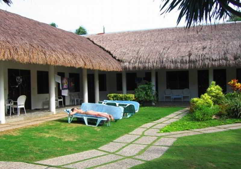 Quo Vadis Dive Resort Moalboal