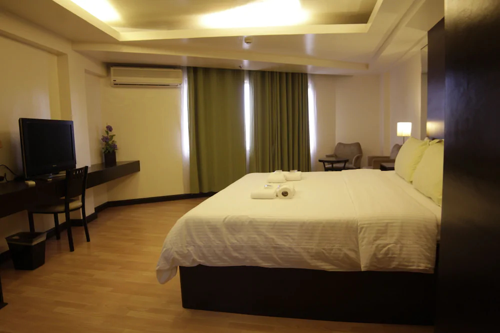 Starview Plaza Hotel