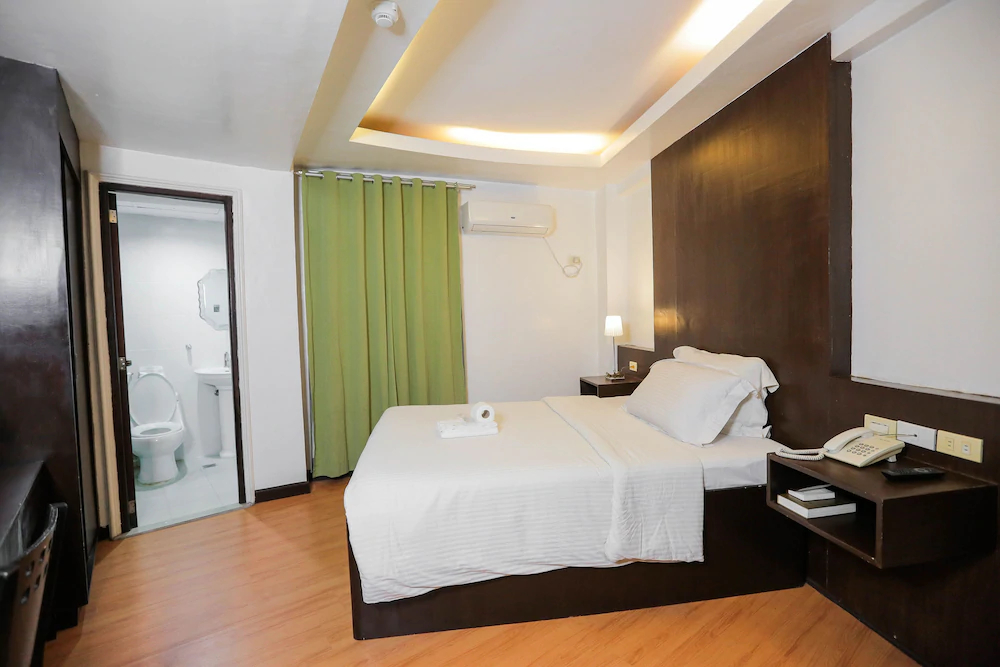 Starview Plaza Hotel