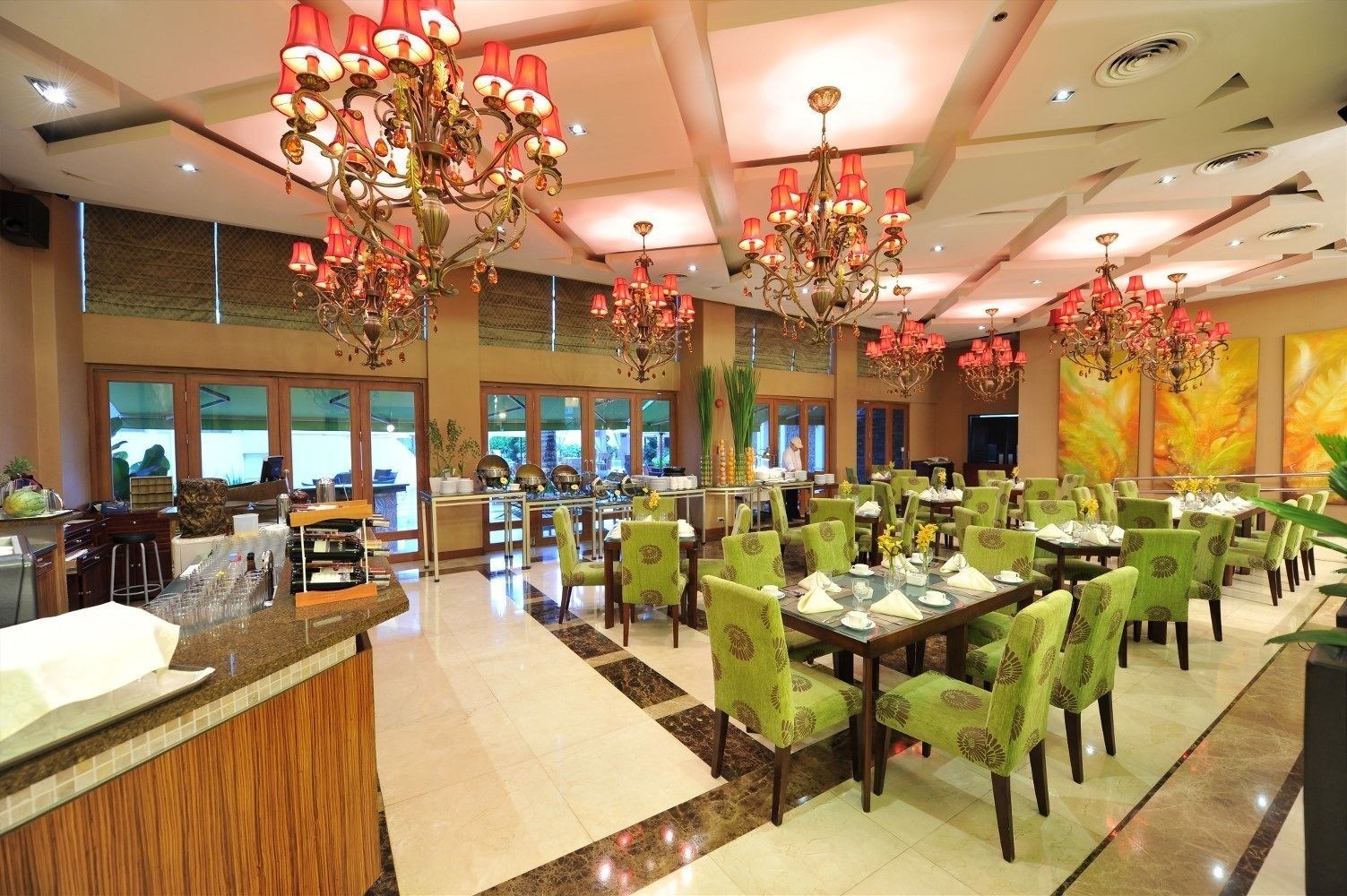 The Avenue Plaza Hotel