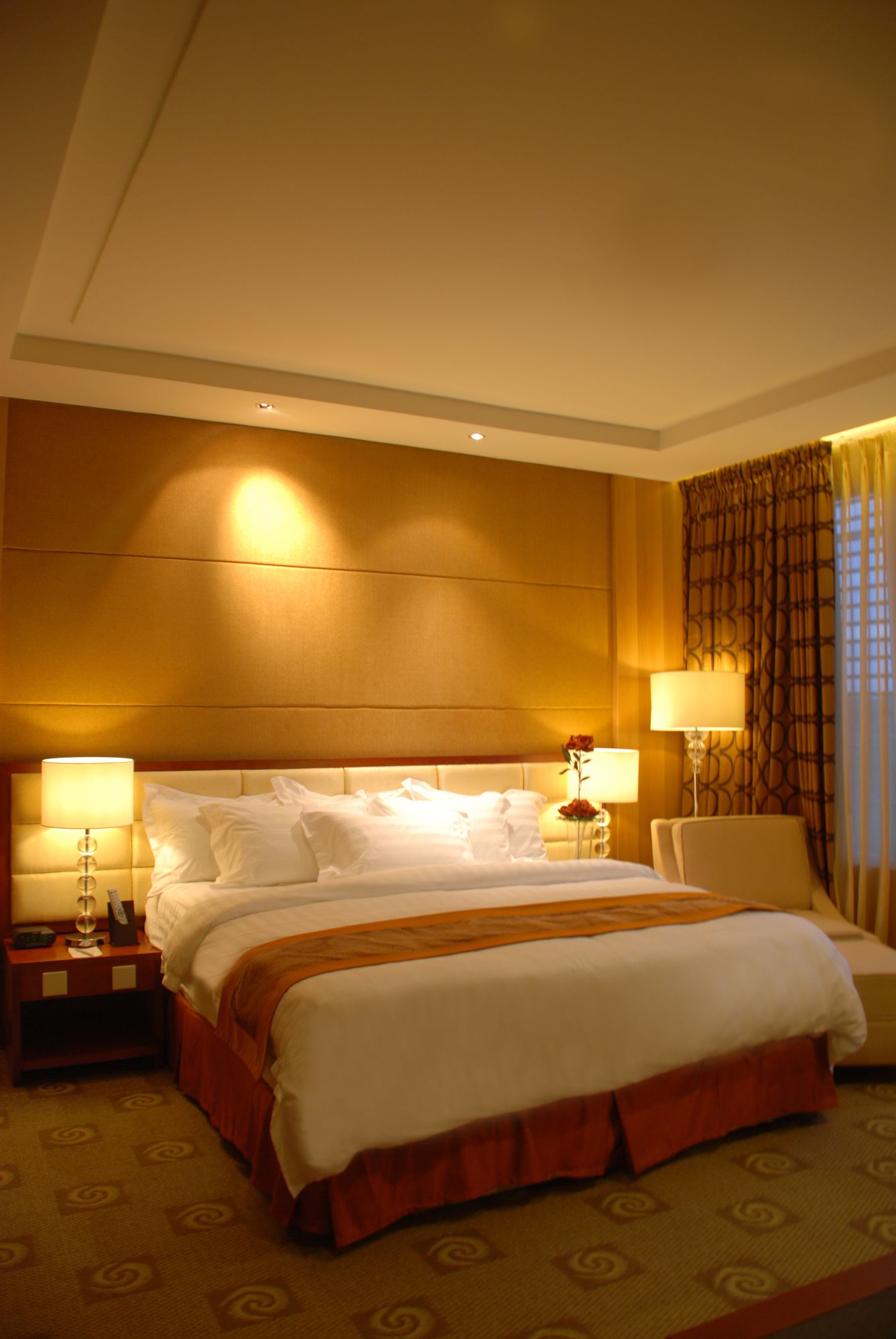 The Avenue Plaza Hotel