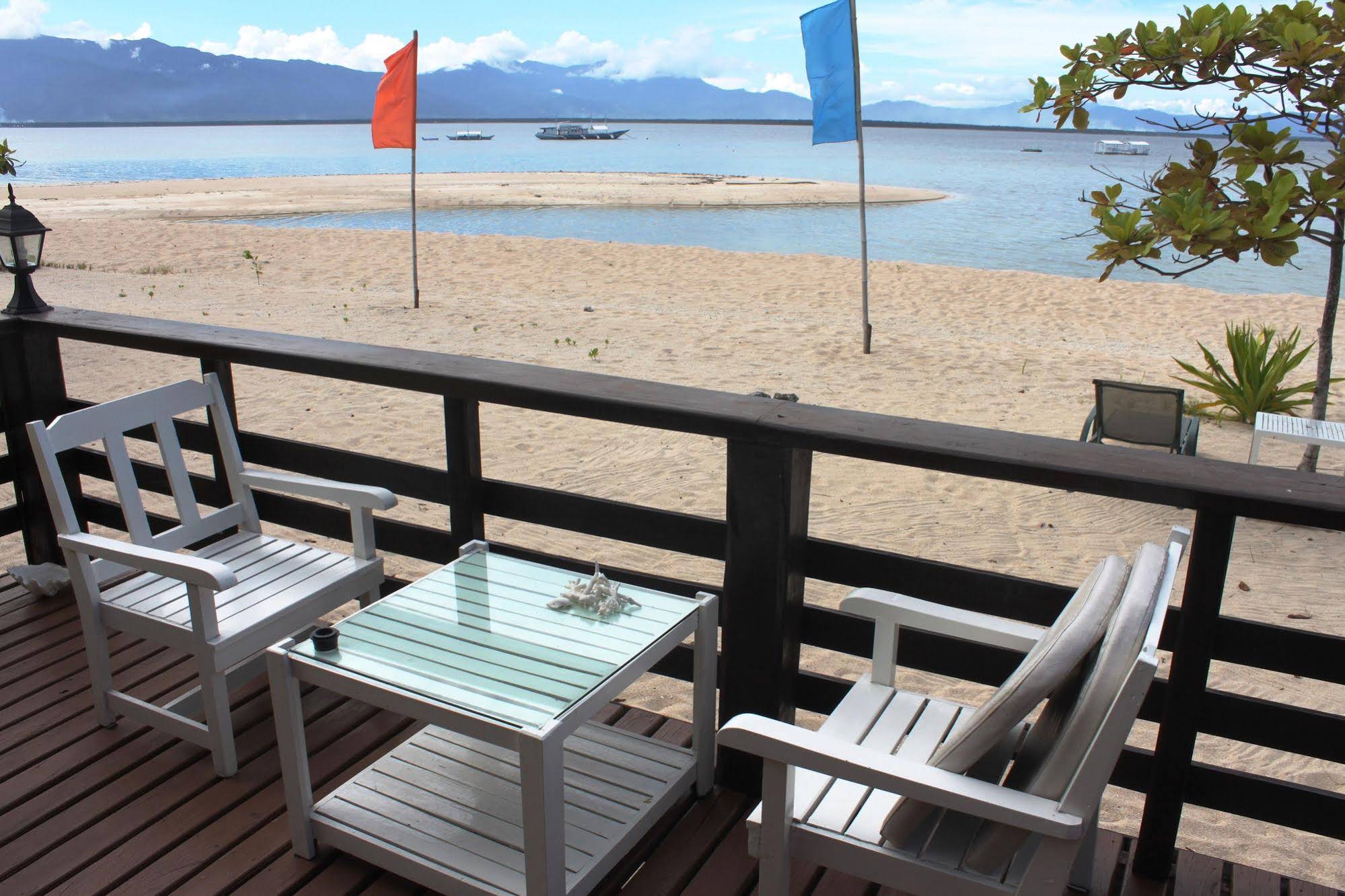 Arena Island Resort