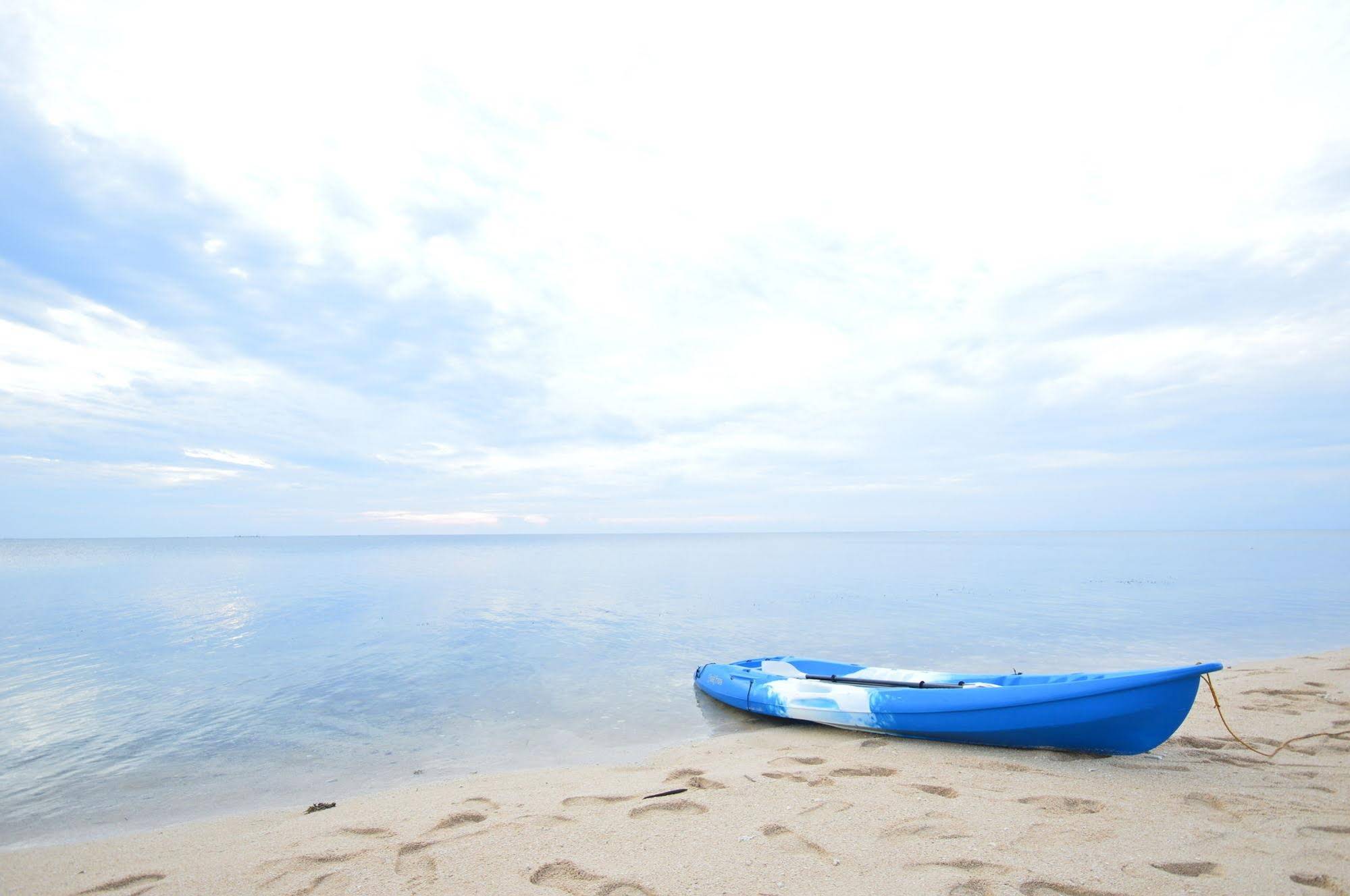 Arena Island Resort