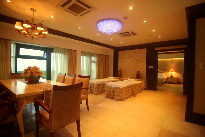 KC Hillcrest Hotel and Golf Club