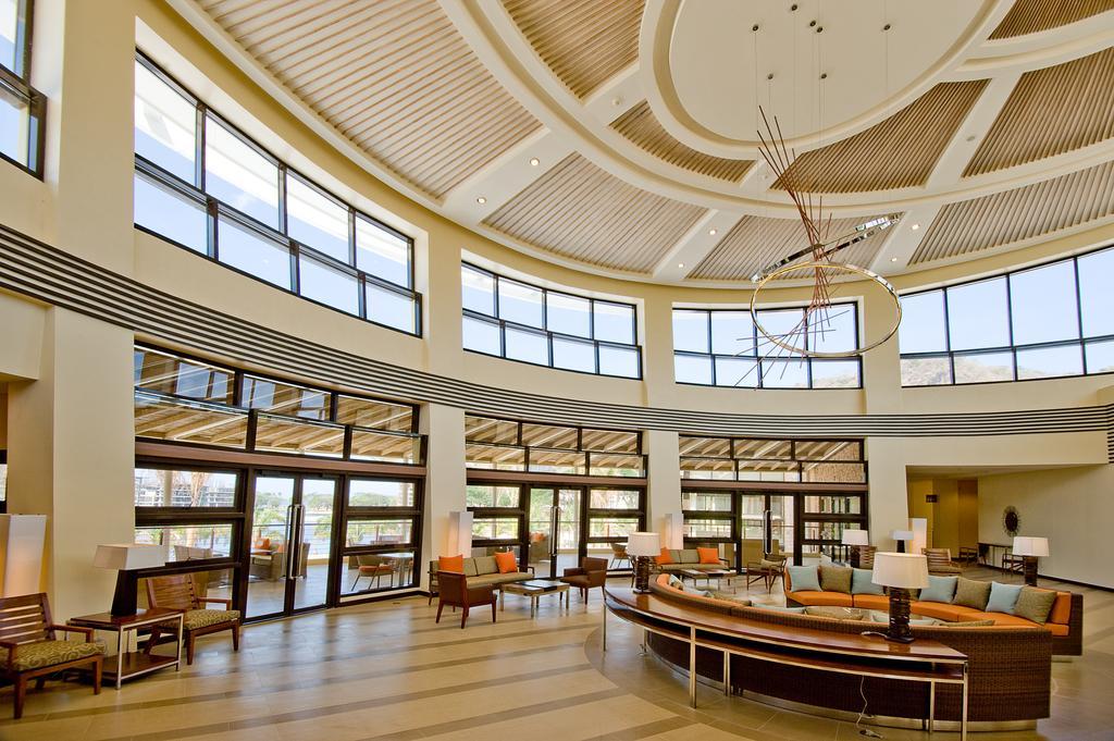Pico Sands Hotel